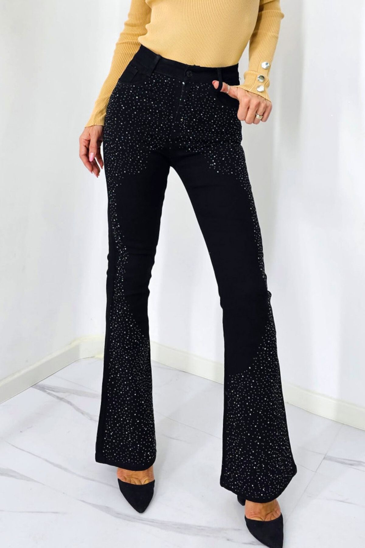 FashionForYou-Diamonds flared jeans, with sequins and push up effect, Black, M 3