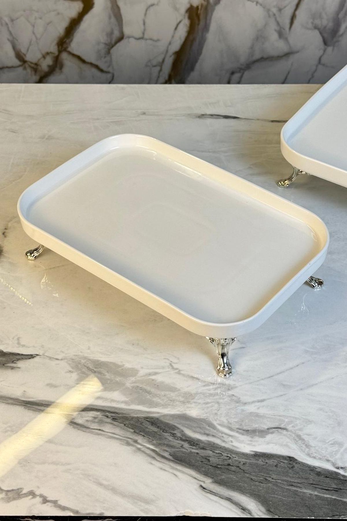 MAY HOME-Porcelain Rectangular Footed Presentation Plate 1
