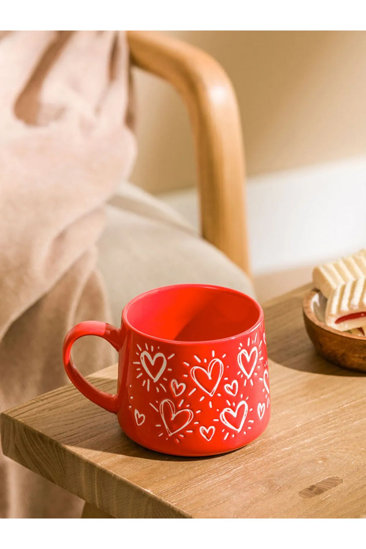 LC Waikiki-Lcw Home Red Heart Printed Ceramic Mug 310 ml 2