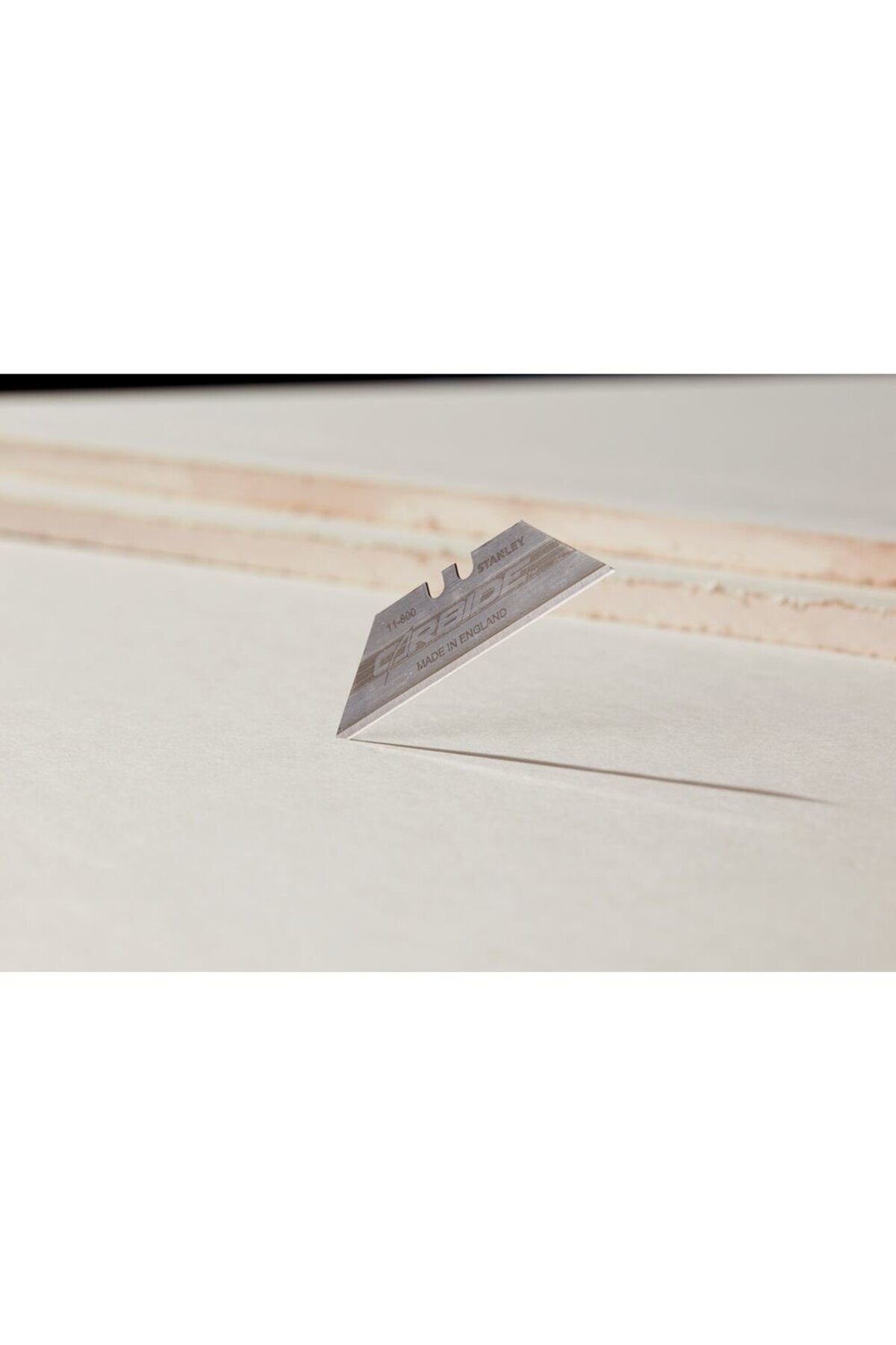 Stanley-2-11-800, Set of 10 Fatmax Carbide trapezoidal blades with a length of 62mm and a width of 19mm 5