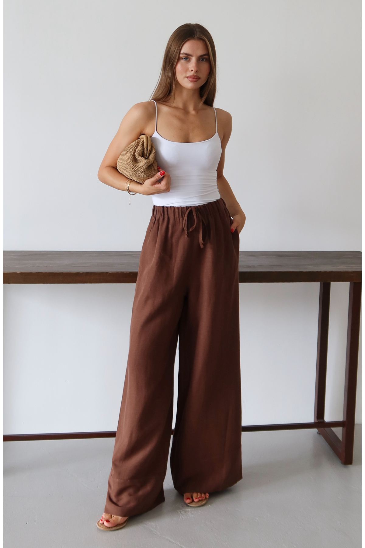 Trendyolmilla Kahverengi Keten İçerikli Wide Leg/Geniş Paça Beli