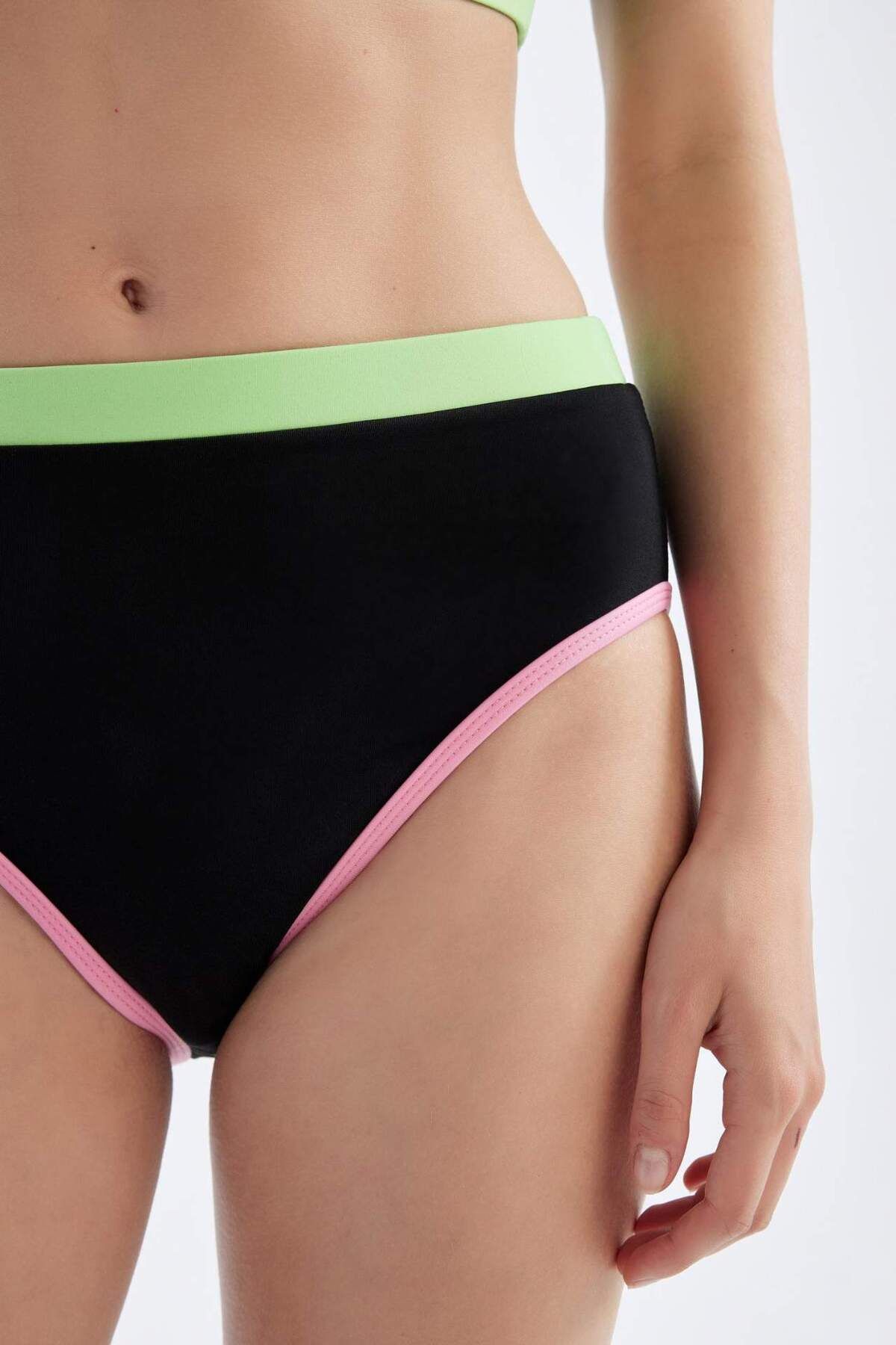 DeFacto-Regular Fit Surfing Bikini Bottom to Fall in Love - D1085axns 3