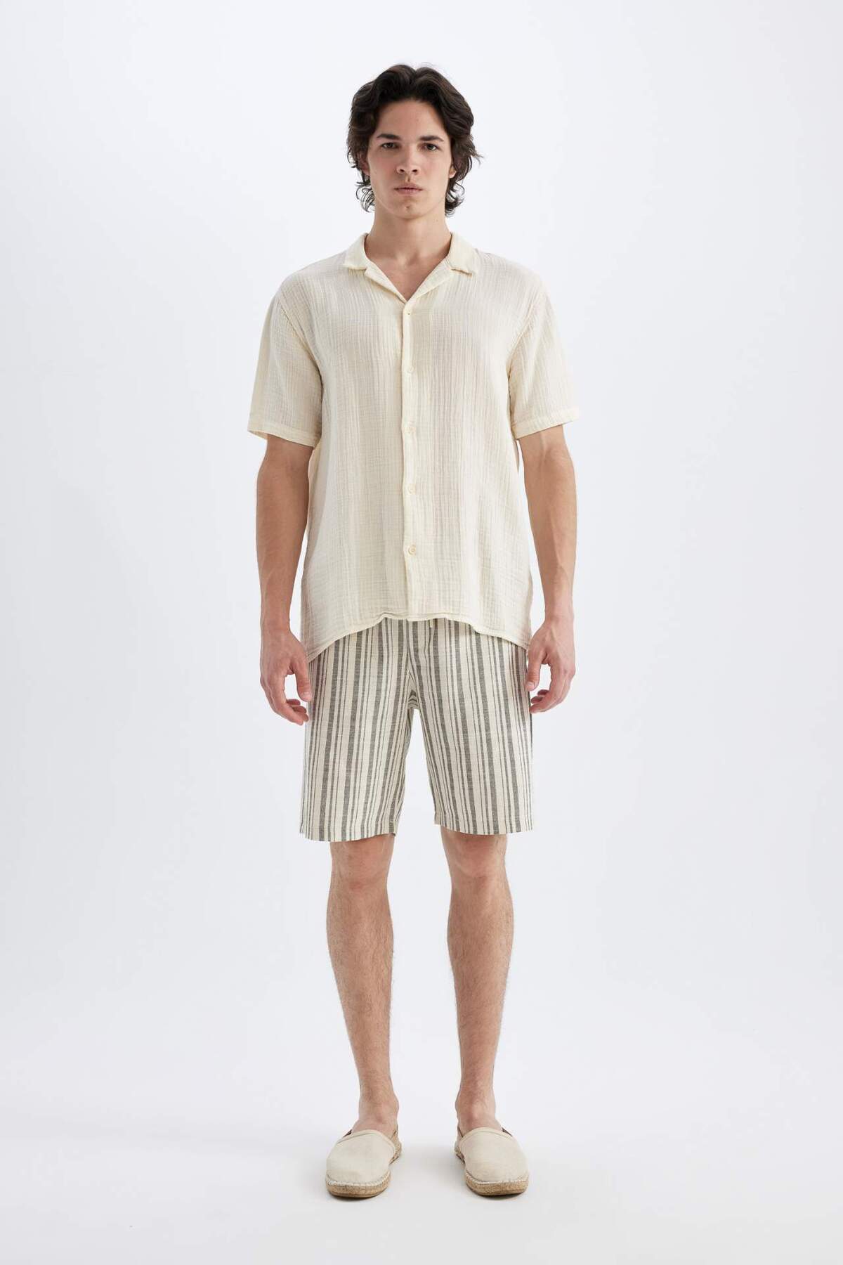 DeFacto-Regular Fit Cotton Bermuda Shorts D2056Ax24Hs 2