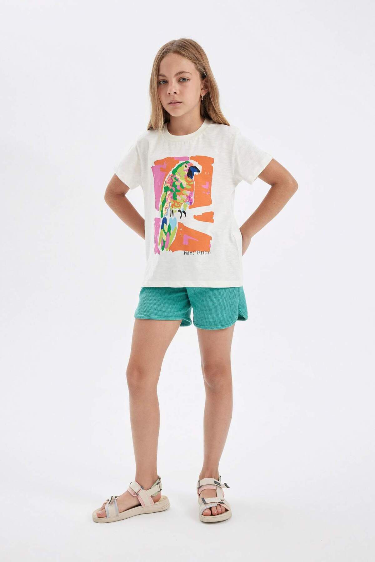 DeFacto-Waffle Patterned Girl's Shorts - D0903A824HS 2