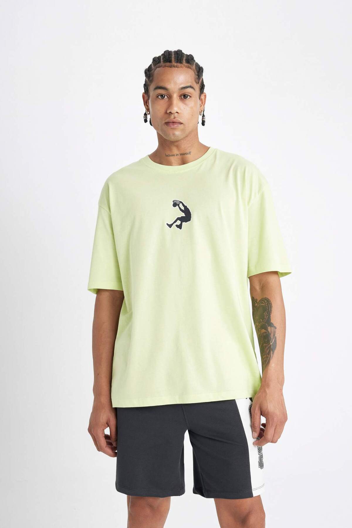 DeFacto-DeFactoFit Shaquille ONeal Oversize Φαρδύ μπλουζάκι με κοντό μανίκι C6993AX24HS 2