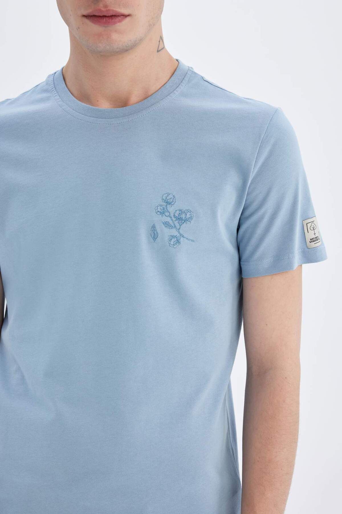 DeFacto-T-shirt με στάμπα με λαιμόκοψη - C3946AX24SM 6