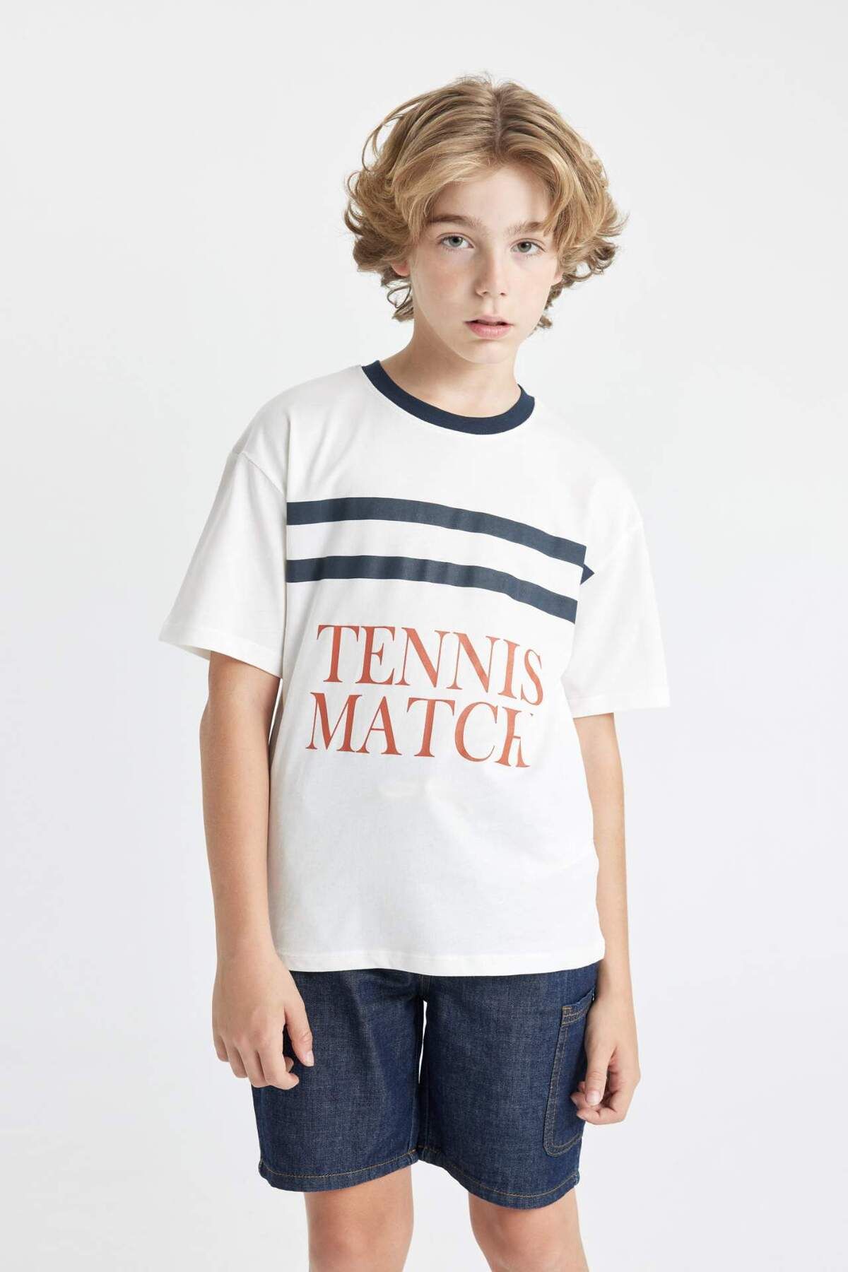 DeFacto-Boy - Crew Neck Printed Oversize T-Shirt C4904A824HS 3