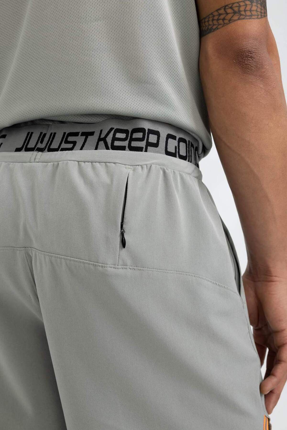 DeFacto-DeFactoFit Slim Fit Sportliche Webshorts C0318AX24SP 5