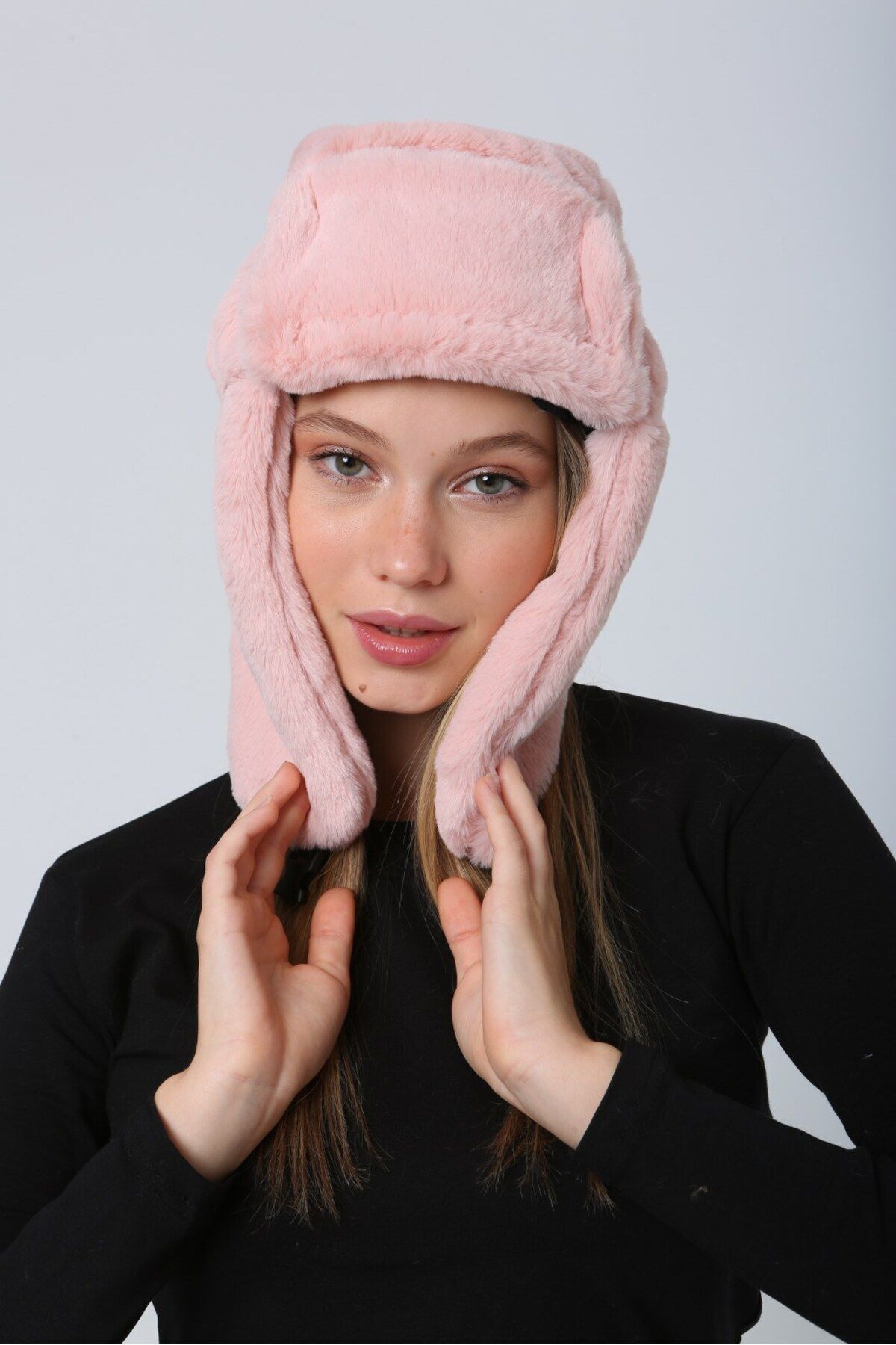 Luminos Butik-Pink Plush Earmuff Beanie for Comfortable Cold Weather - Soft Furry Texture Beanie1127 7