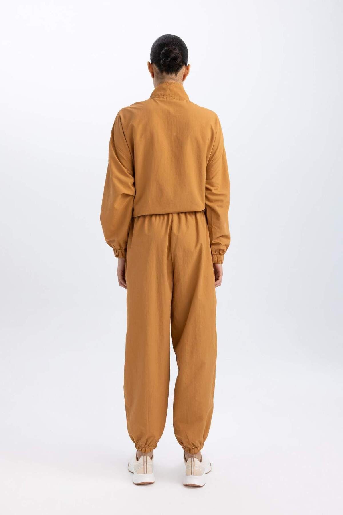 DeFacto-DeFactoFit Jogginghose mit lockerer Passform und zwei Taschen, Jogger-Bein, Standardgröße, B4214AX24SP 7