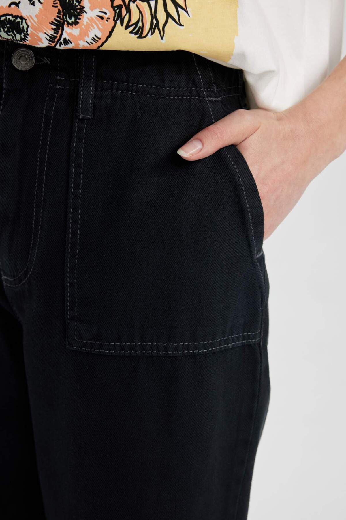 DeFacto-Gabardine Trousers Wide Leg Wide Loose Leg Basic Plain with Pockets Standard Size Regular Waist C1735Ax24Sp 5