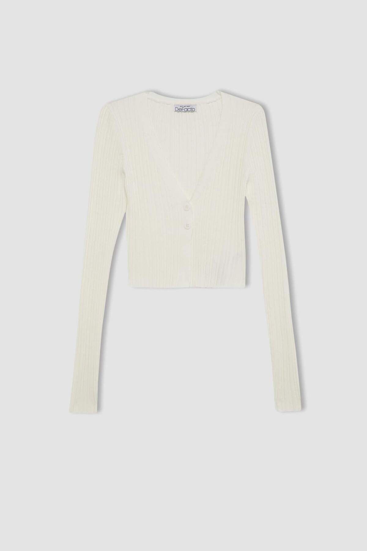 DeFacto-Coool Regular Fit Crop Buttoned V-Neck Knitwear Cardigan A2076Ax24Sp 7