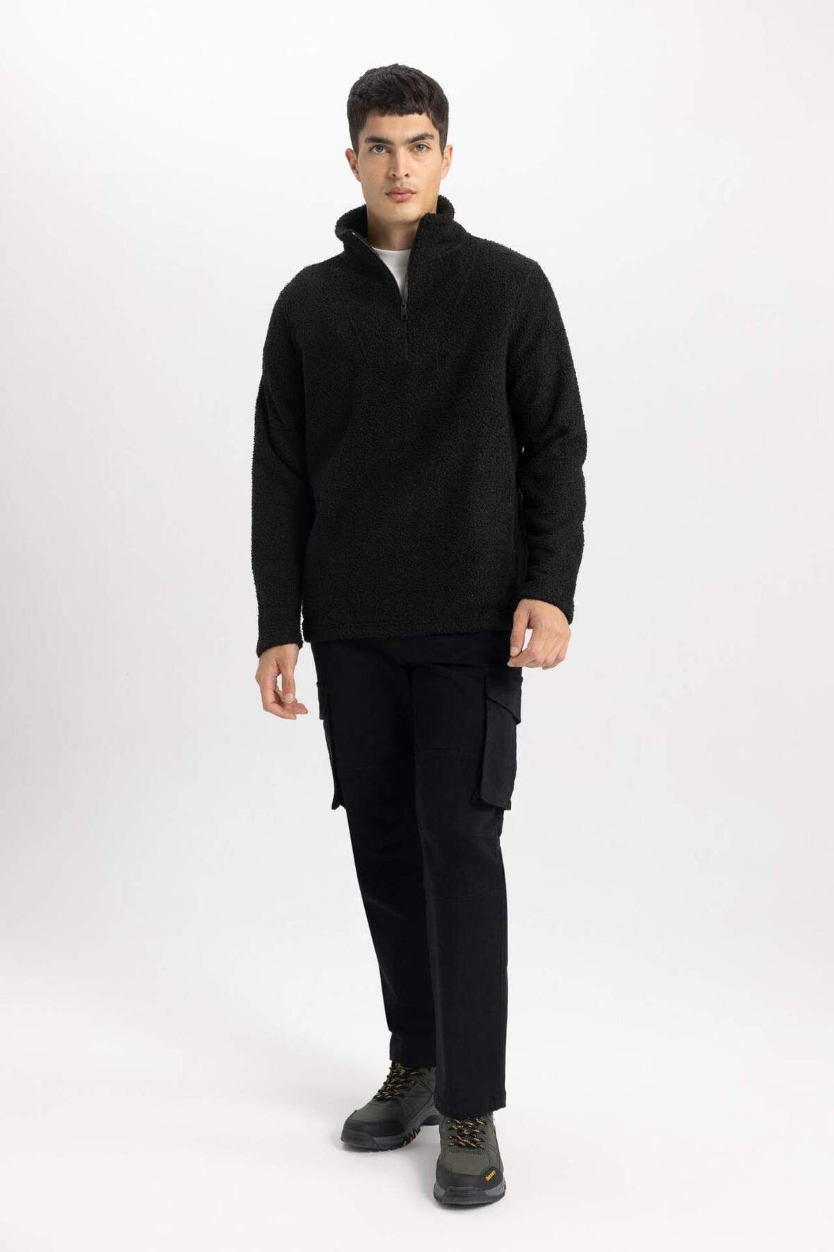 DeFacto-Regular Fit Stand Collar Zippered Plush Sweatshirt B6493Ax24Sp 5