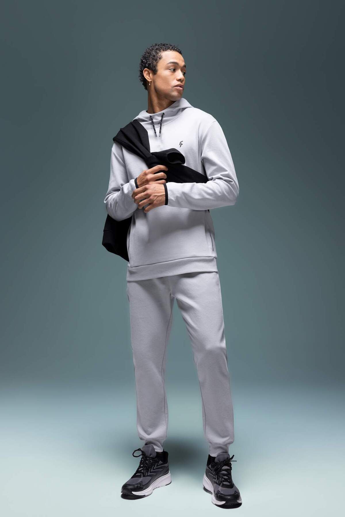 DeFacto-Defactofit Slim Jogger Sweatpants Standard Fit Double Pockets Stretchy Elasticated Leg B4373Ax24Sp 1