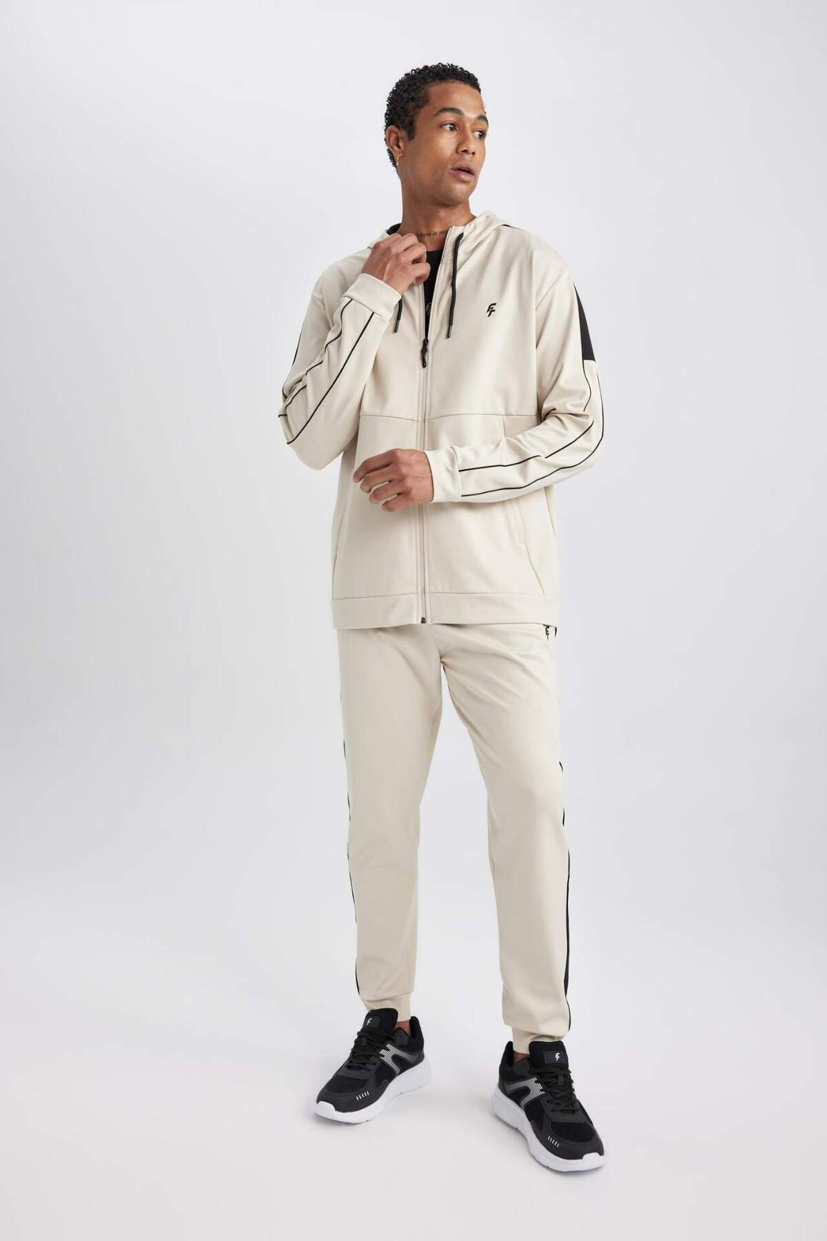 DeFacto-Αθλητική φόρμα Jogger - 6 Standa - Standard Fit - Skuba Diving ύφασμα με κορδόνια στη μέση - Ελαστικό πόδι 3