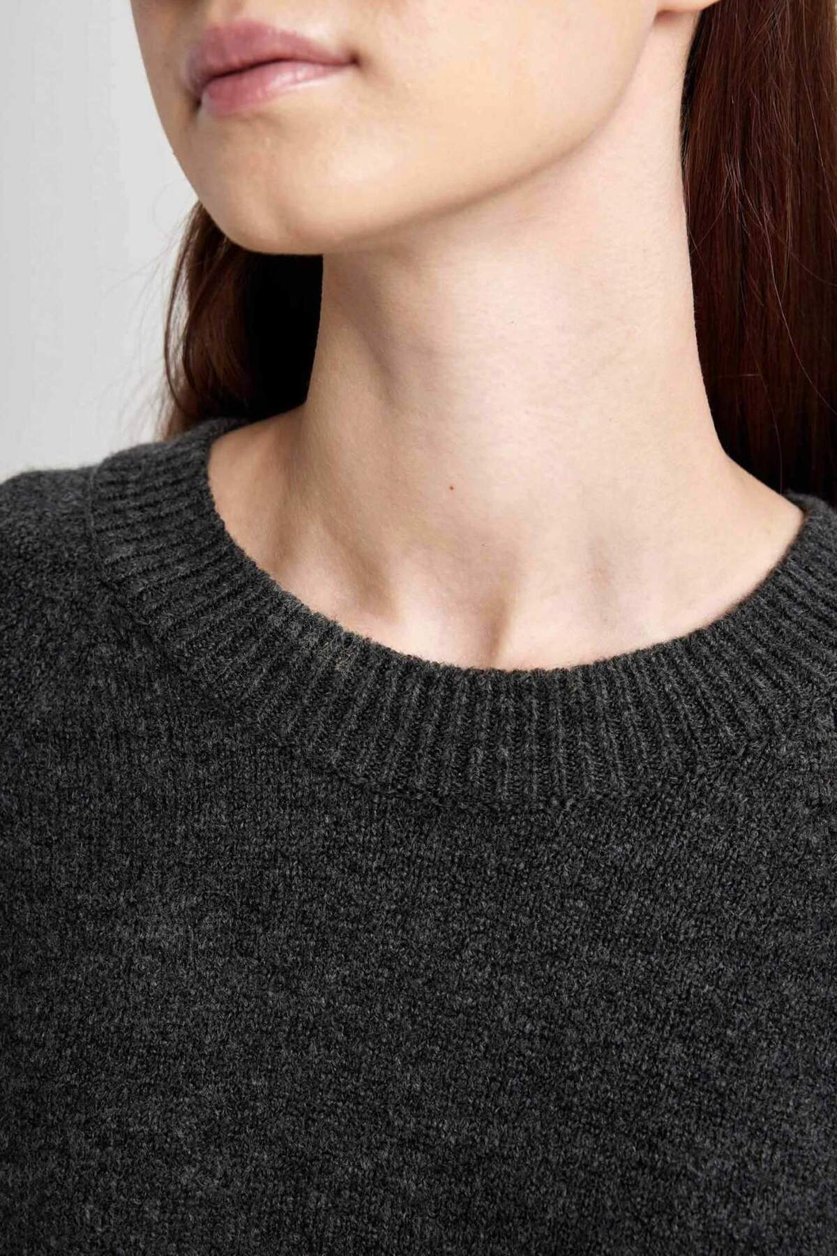 DeFacto-Regular Fit Rundhals Basic Elegante Strickpullover Tunika B2709AX23WN 5