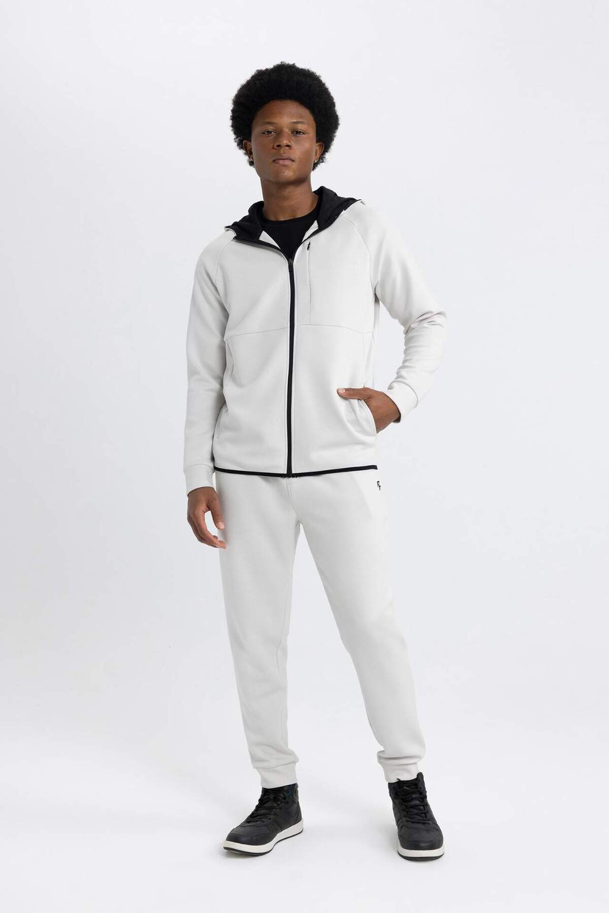 DeFacto-Slim Fit Jogger Sweatpants - Skuba Diving ύφασμα με ελαστικά πόδια και τσέπες 5