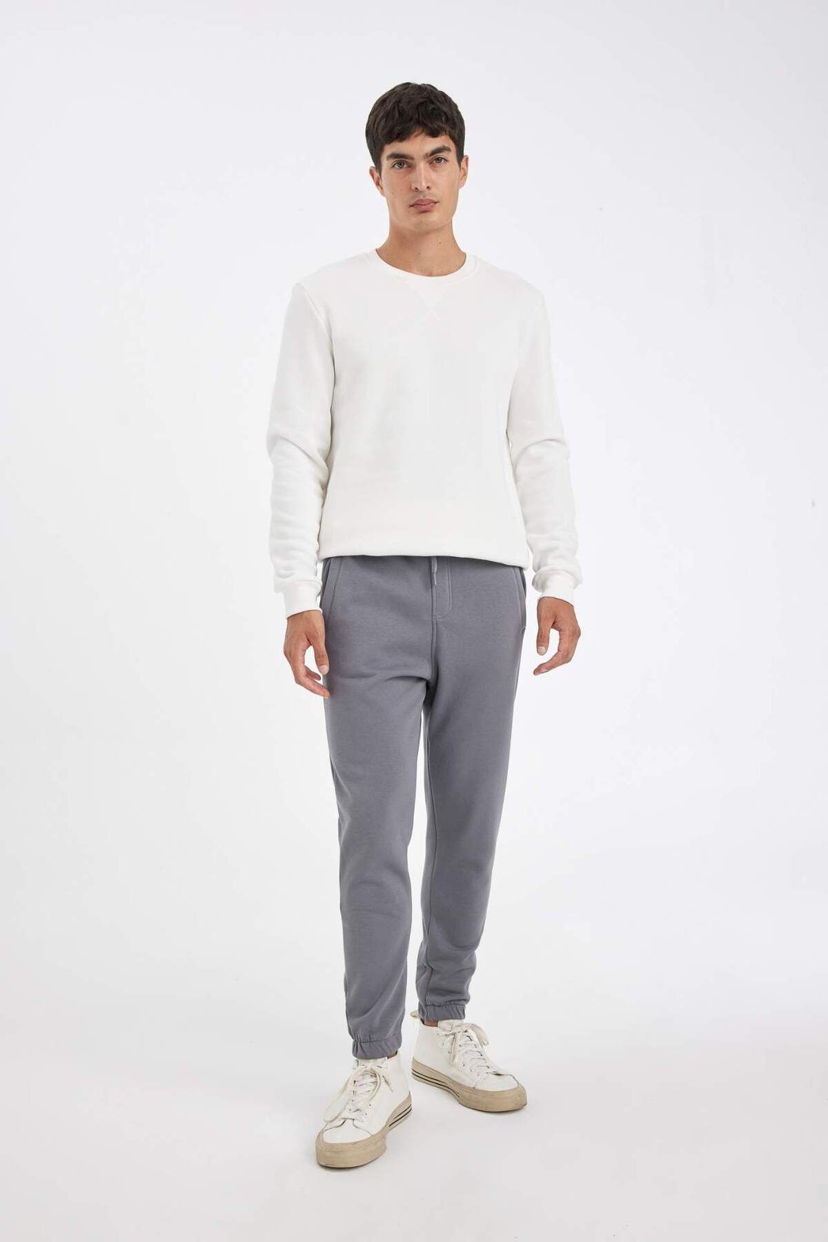 DeFacto-Pantaloni de sport Jogger Standard Fit Basic Solid Talie cu șireturi Ciorapi elastici cu buzunare A6468AX23AU 4