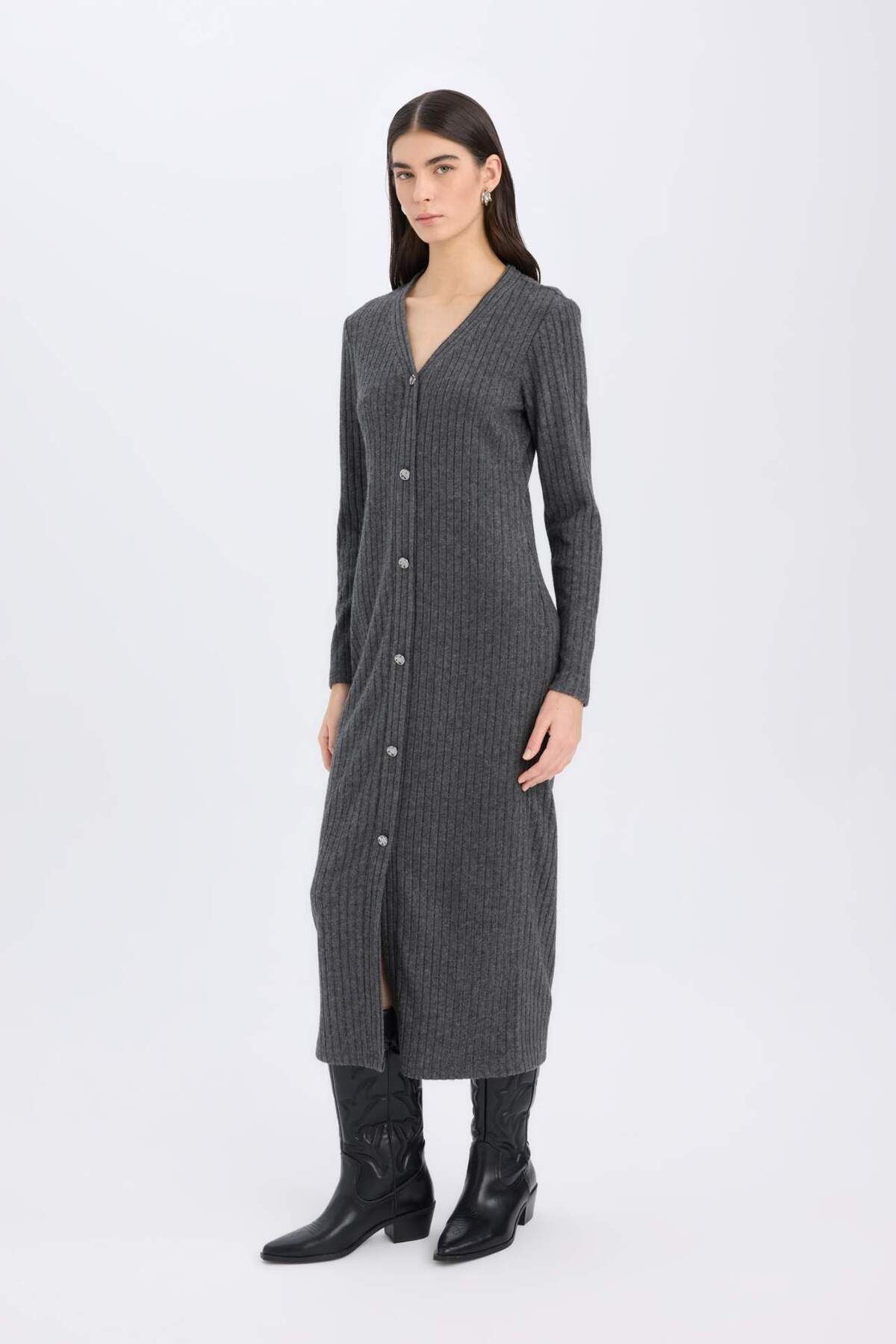 Bodycon Vücudu Saran Basic Düz V Yaka Düğmeli Fitilli Kaşkorse Midi Uzun Kollu Elbise B3261ax23au