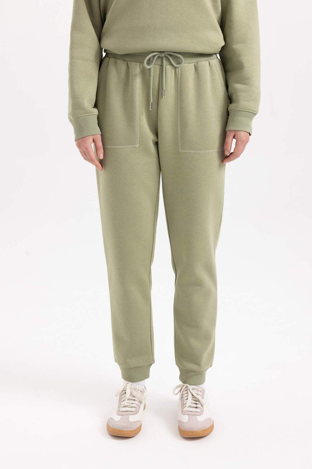 DeFacto-Pantaloni de sport de iarnă Jogger Regular Fit Basic Solid Talie elastică cu șireturi cu buzunar V2699AZ23WN 7