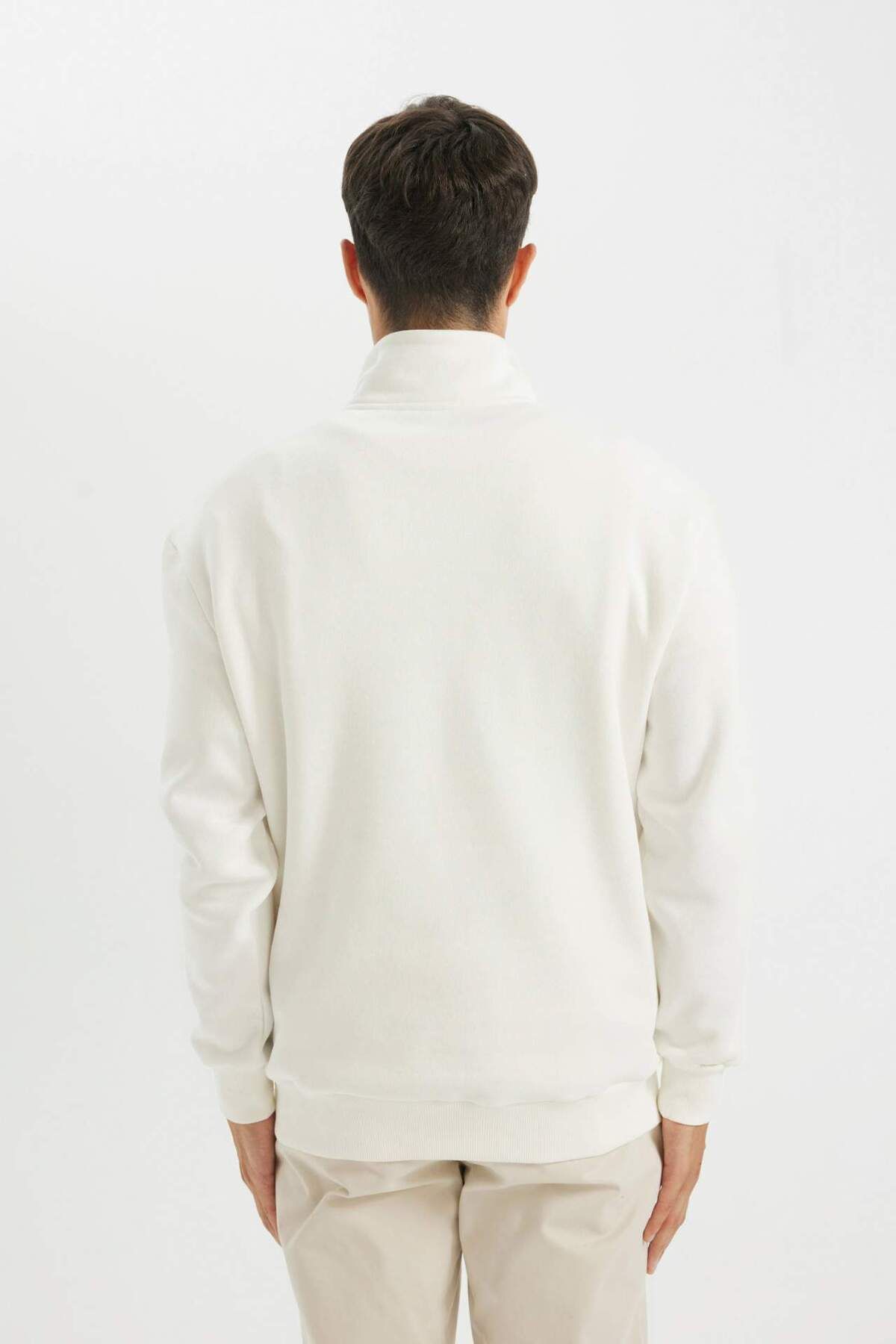 DeFacto-Comfort Regular Fit Comfortable Fit Zippered Stand Collar Basic Plain Sweatshirt X7405Az23Au 5