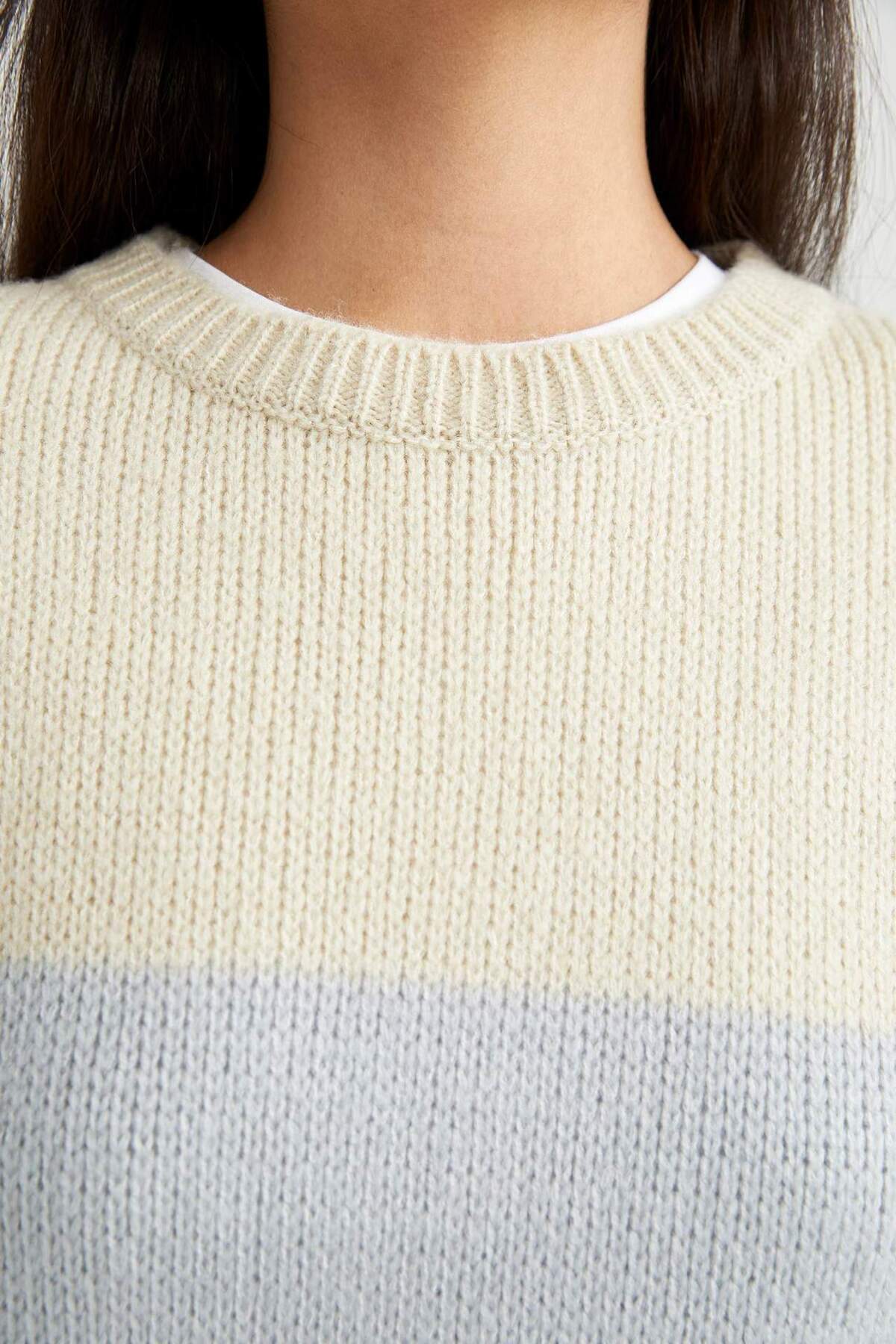 DeFacto-Regular Fit Rundhalsausschnitt Farbblock Basic Plain Tunika Z8082AZ22WN 7