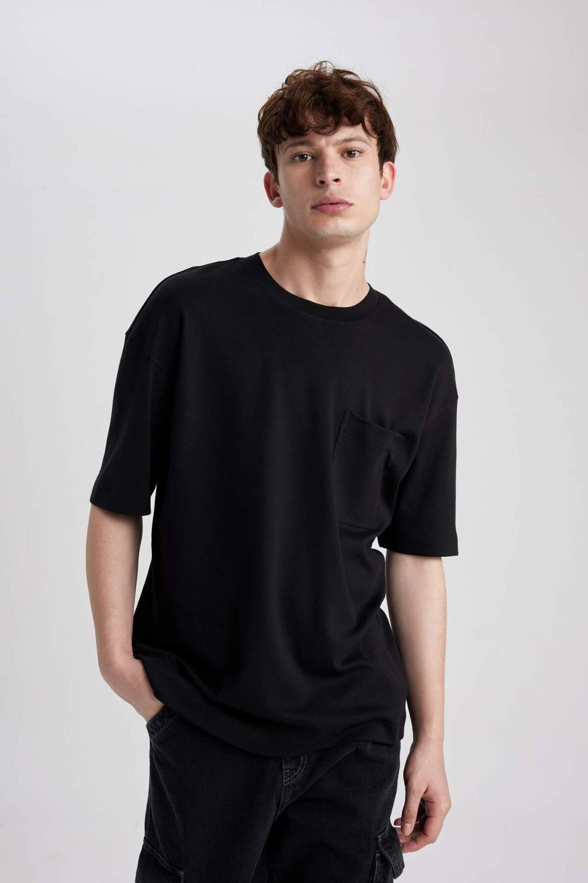 DeFacto-Μπλουζάκι Oversize Fit Crew Neck Basic βαρύ υφασμάτινο T3661AZ22SP 4