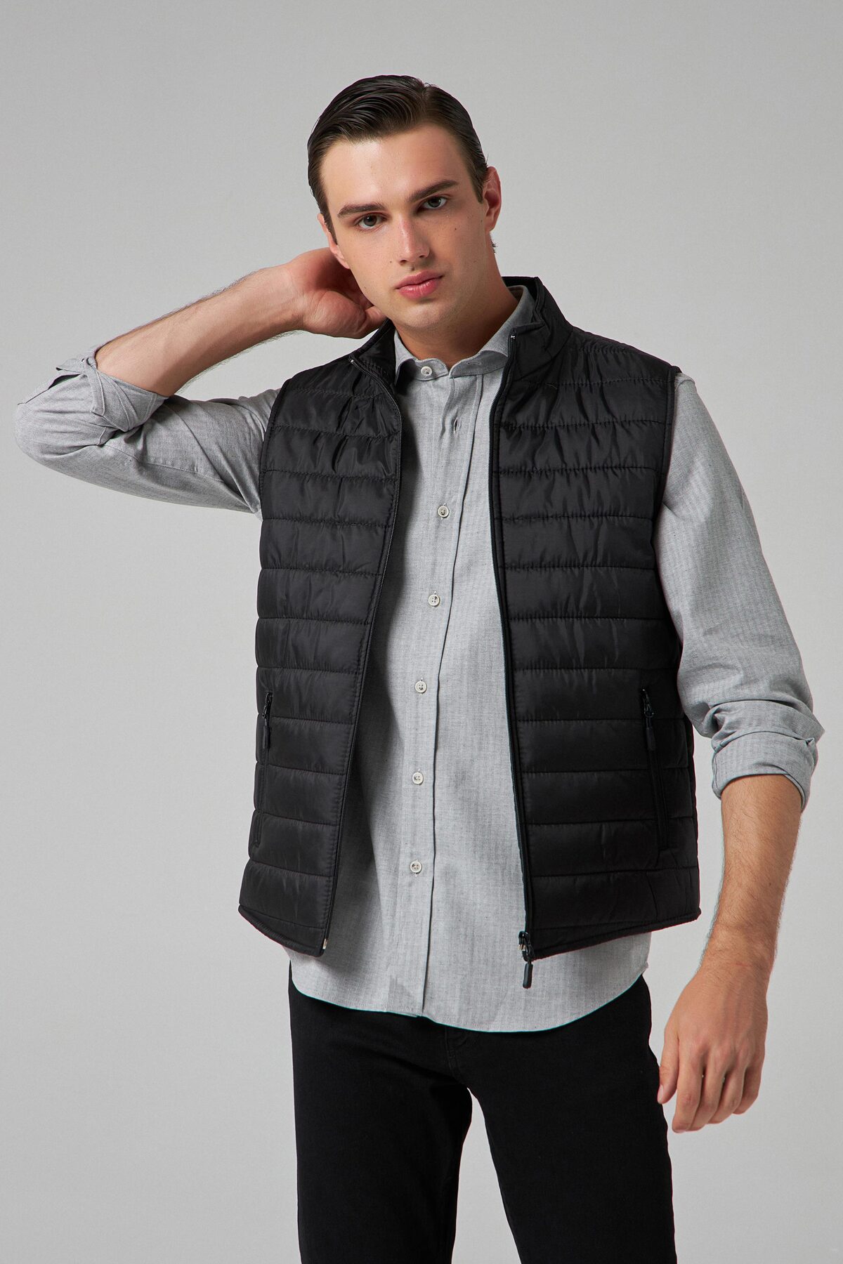 جلیقه مبلس سیاه Ds Damat مدل Regular Fit