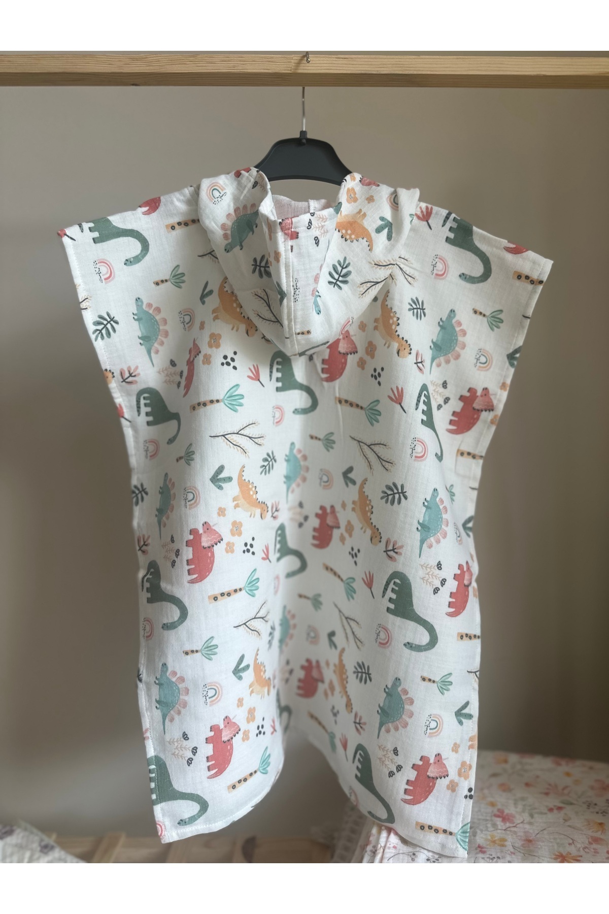 Pure Baby Organik %100 Pamuk Kapşonlu Plaj Erkek Çocuk Bebek Panço, 5 Yaşa Kadar Kullanılabilir fotoğrafı 3 (önizleme)