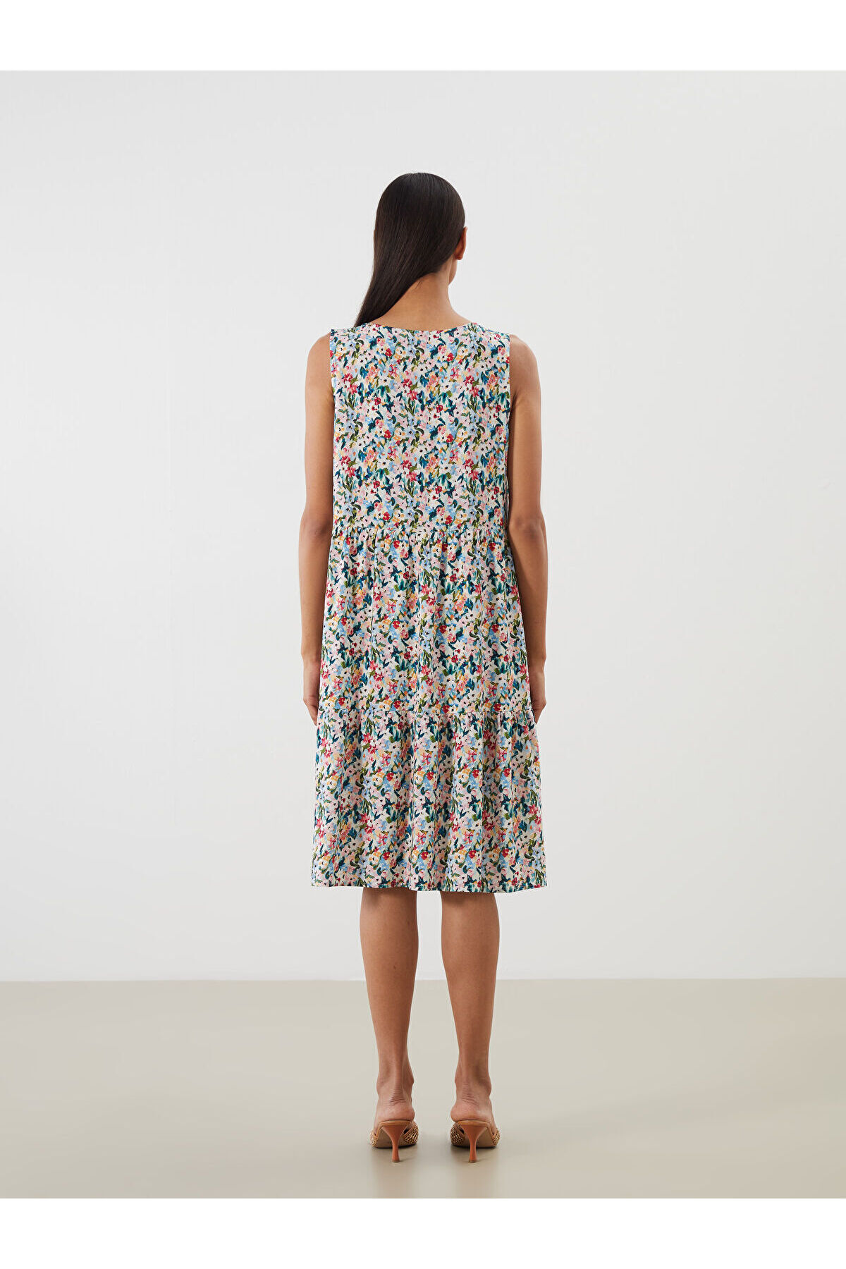 LC Waikiki-Rochie florală în linie A cu decolteu în V 4