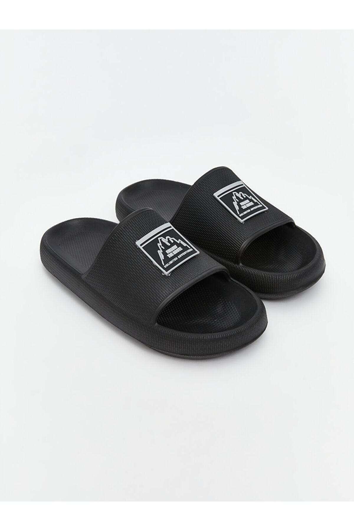 LC Waikiki-Sparkling Selections from Shining Store |   Printed Single Strap Men's Slippers 1