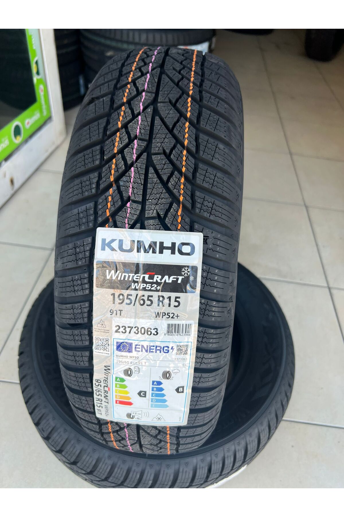 Kumho 195/65R15 91T WP52 WİNTERCRAFT XL KIŞ LASTİĞİ 2026 TARİHLİ