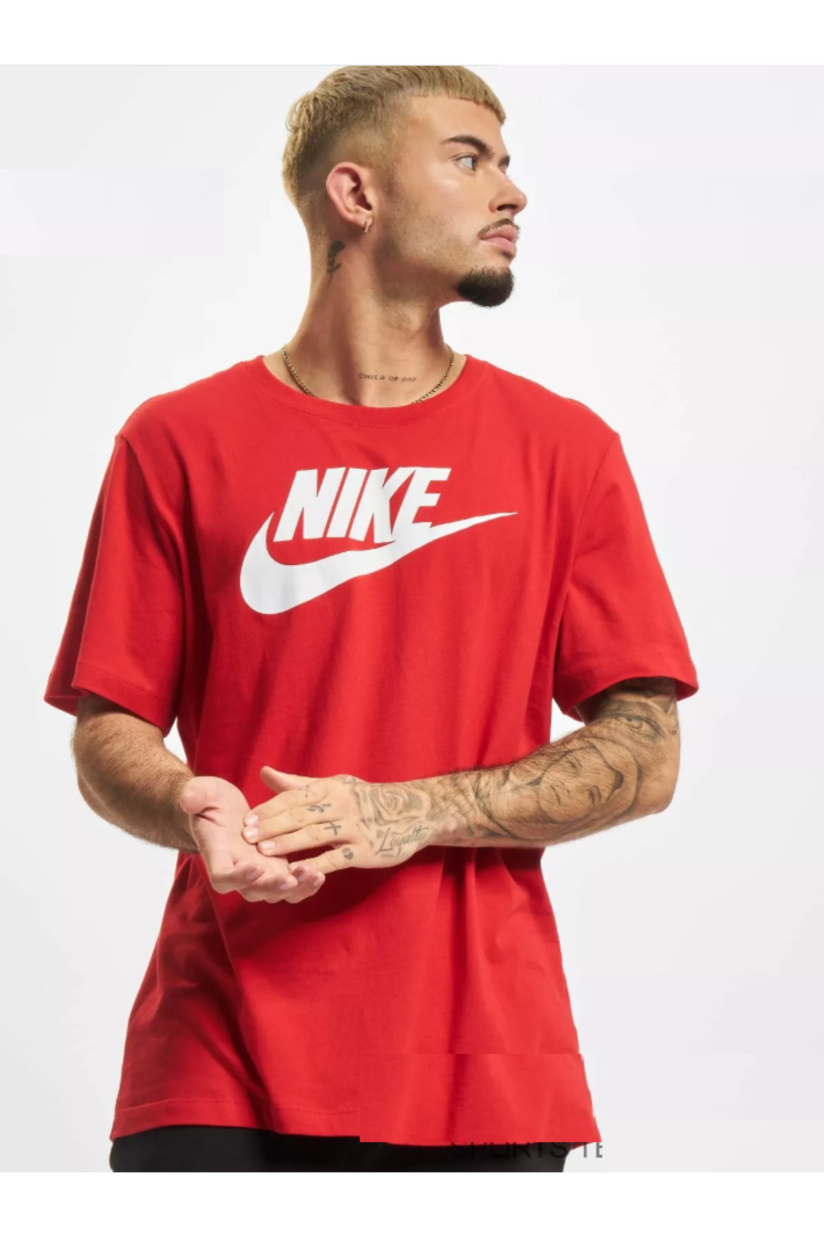 تیشرتمردانهNikeقرمز تیشرتمردانهNikeقرمز