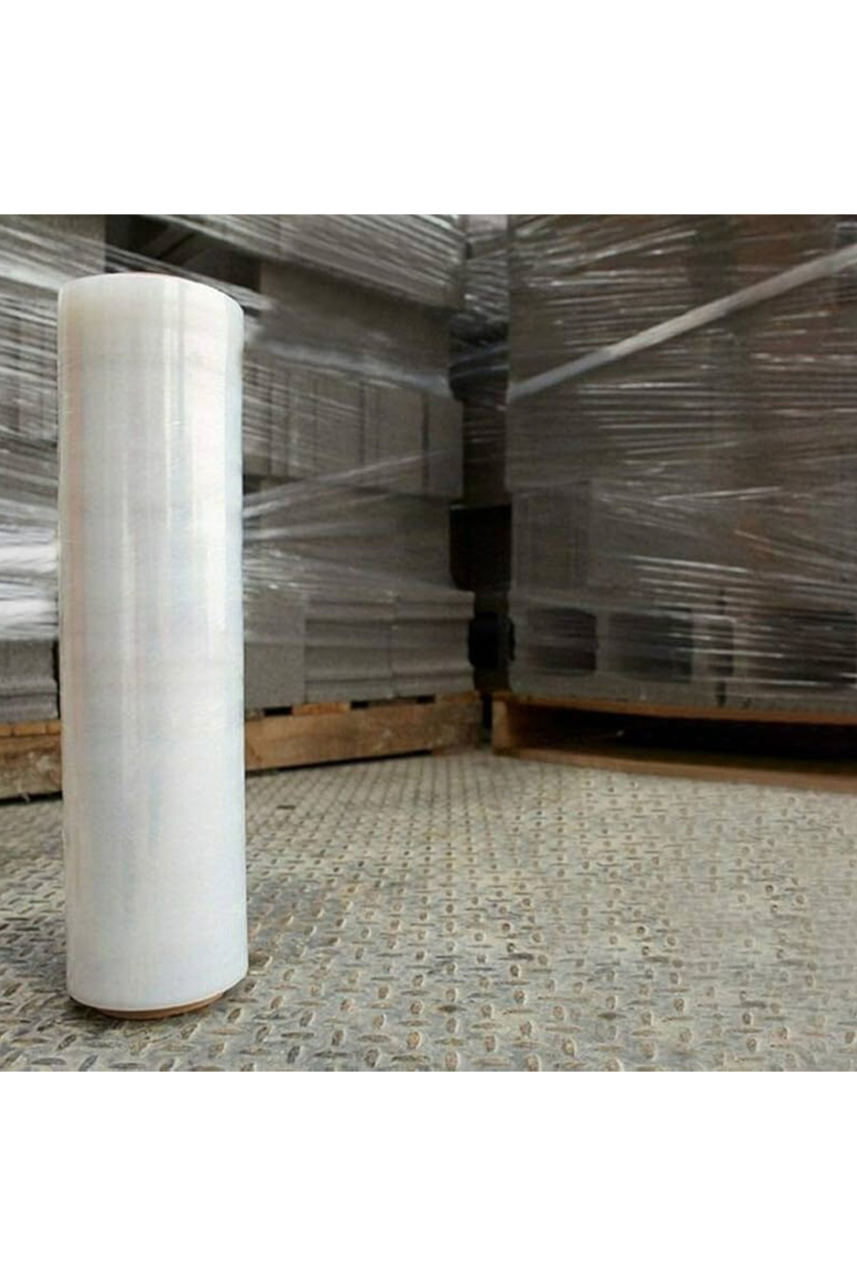 DEC13-Durable and practical clear wrapping roll, size 600m 4