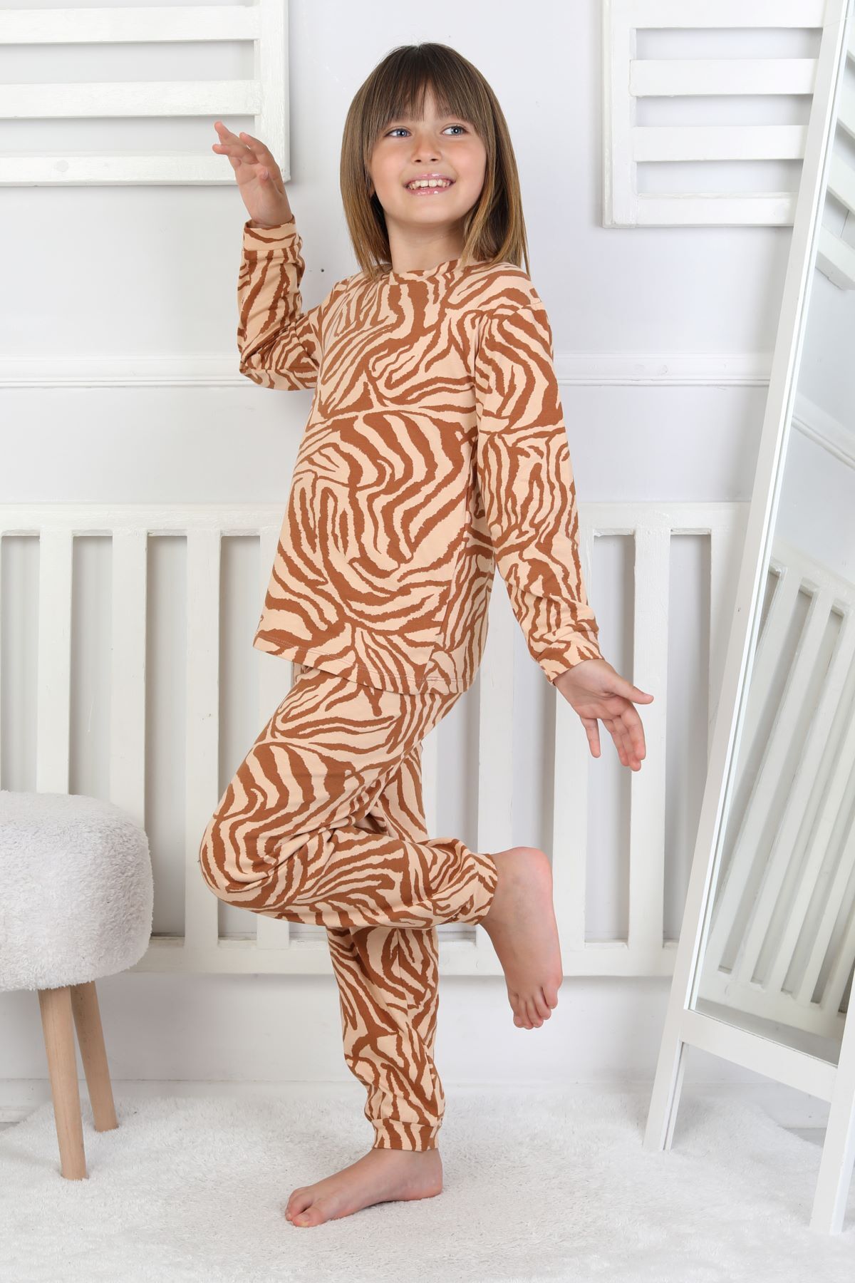 zuzunga Kaplan Desenli Kız Çocuk Pijama Takımı fotoğrafı 6 (önizleme)