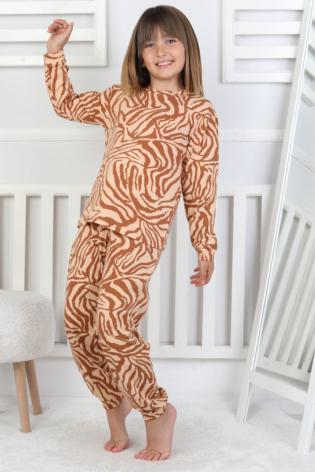 zuzunga Kaplan Desenli Kız Çocuk Pijama Takımı fotoğrafı 5 (önizleme)