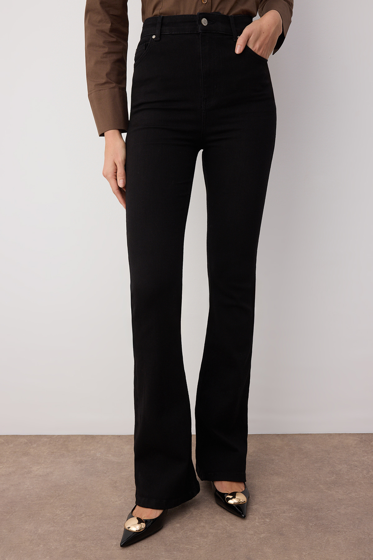  Trendyolmilla Siyah Yüksek Bel Comfort/Esnek Flare Jeans