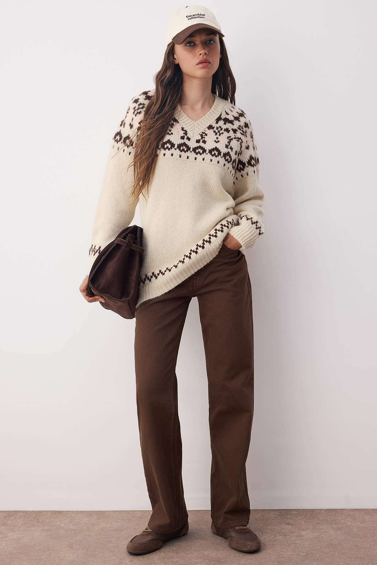 Trendyolmilla  Taş Yumuşak Dokulu Geniş Kalıp Triko Kazak TWOAW26KZ00048 - Görsel 3