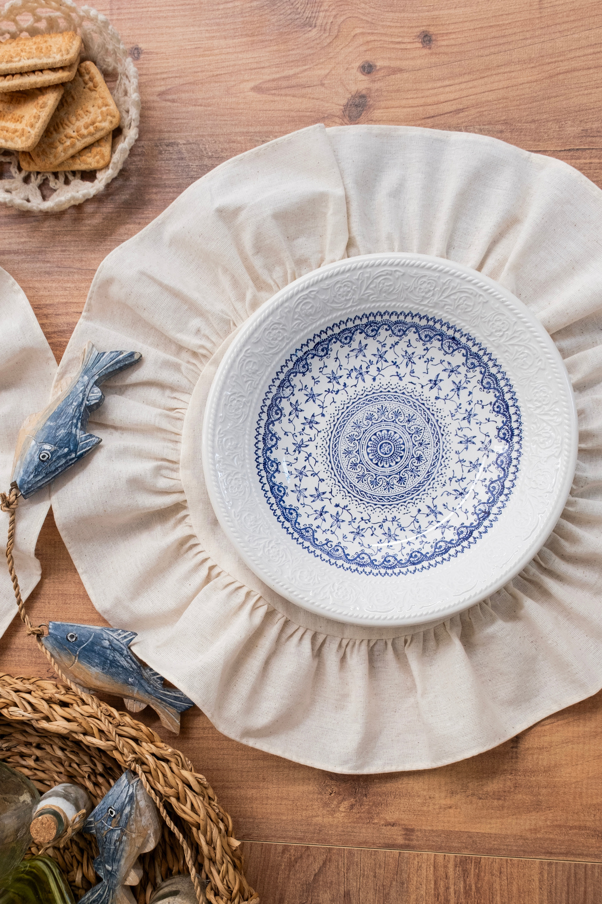 abidehanım-Breeze Ruffle |   7 Piece Tableware Set Ruffle Set 6 Pieces Tablecloth + 1 Piece Runner 5