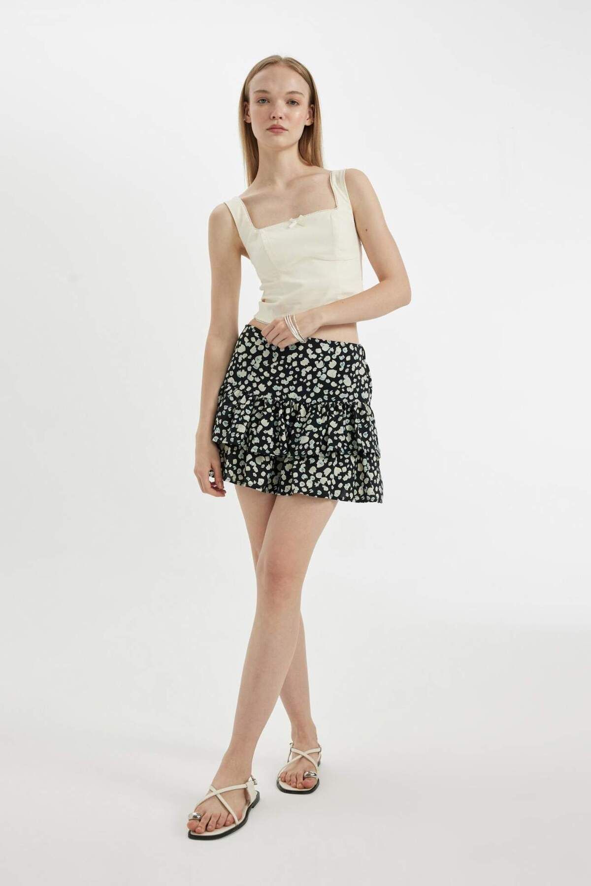 DeFacto-Coool Patterned High Waist Moroccan Mini Skirt D1363Ax24Sm 1