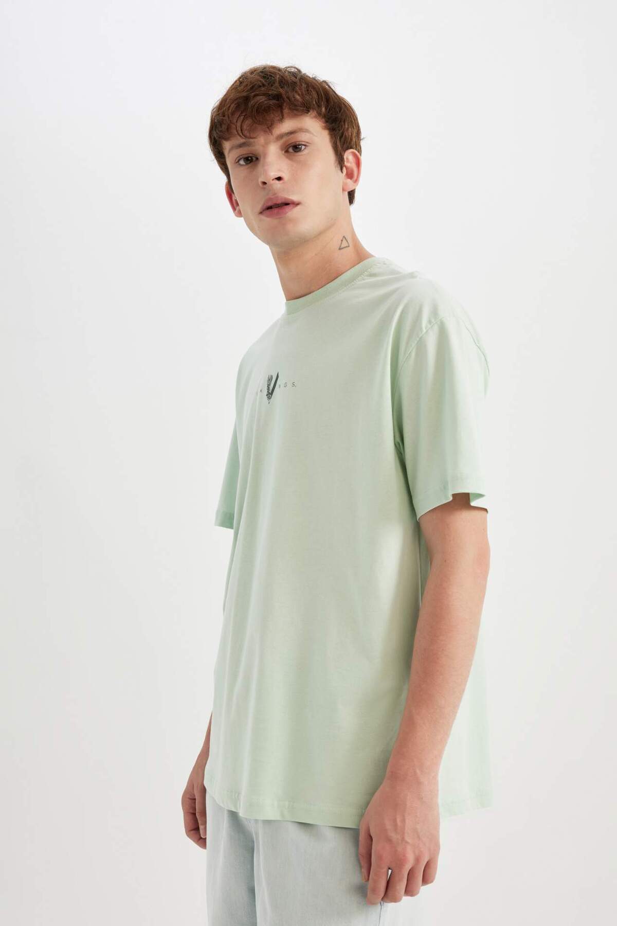 DeFacto-100 % Baumwolle Vikings Boxy Fit Crew Neck Back Bedrucktes Kurzarm-T-Shirt C5869AX24HS 4