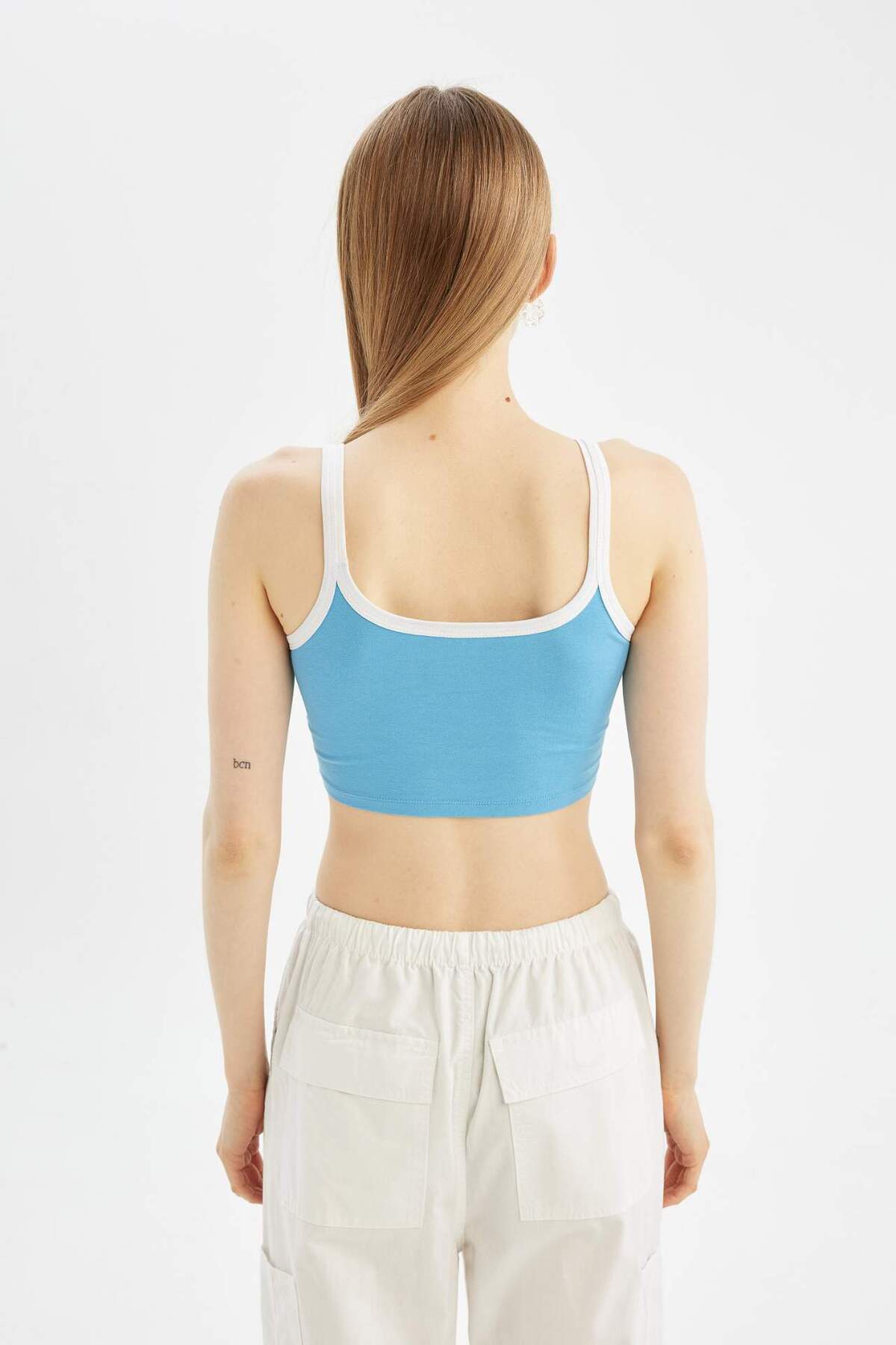 DeFacto-Coool Fitted Printed Crop Tank Top D1421Ax24Sm 5