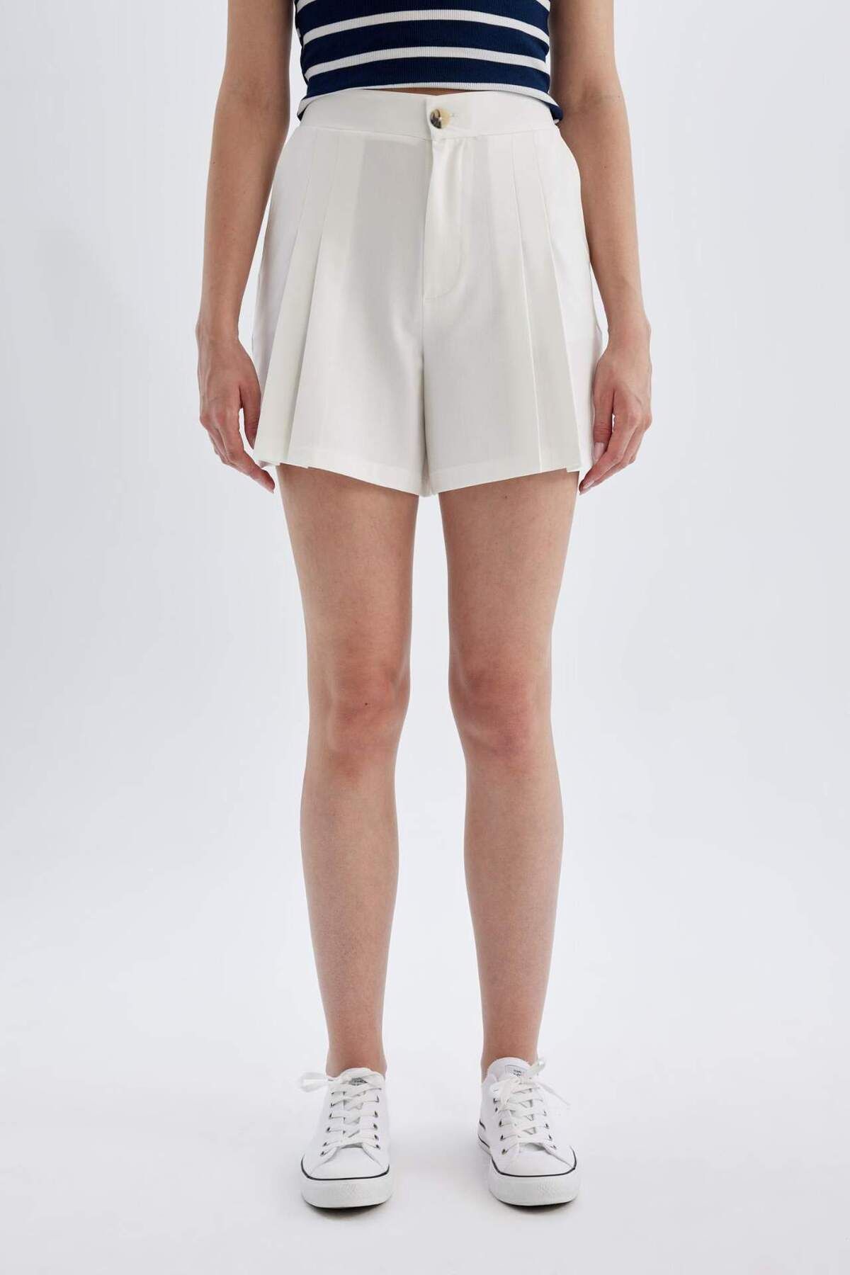 DeFacto-Regular Fit magas derekú redős rövidnadrág D0963AX24SM 4