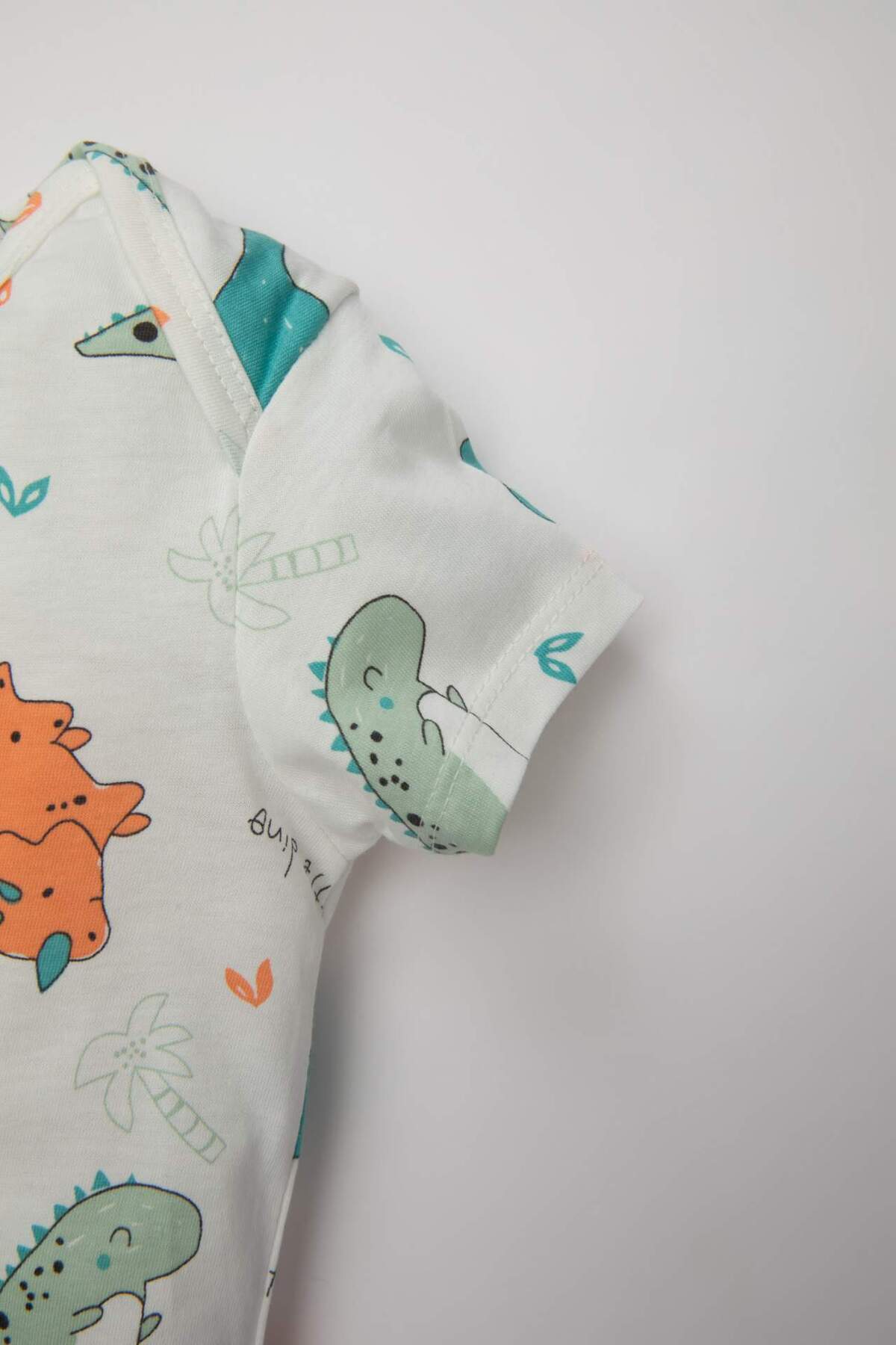 DeFacto-Baby Boy 2-Piece Set Dinosaur Pattern Waffle Short Sleeve T-Shirt Top Elastic Waist Shorts Bottom C8329A524H 4