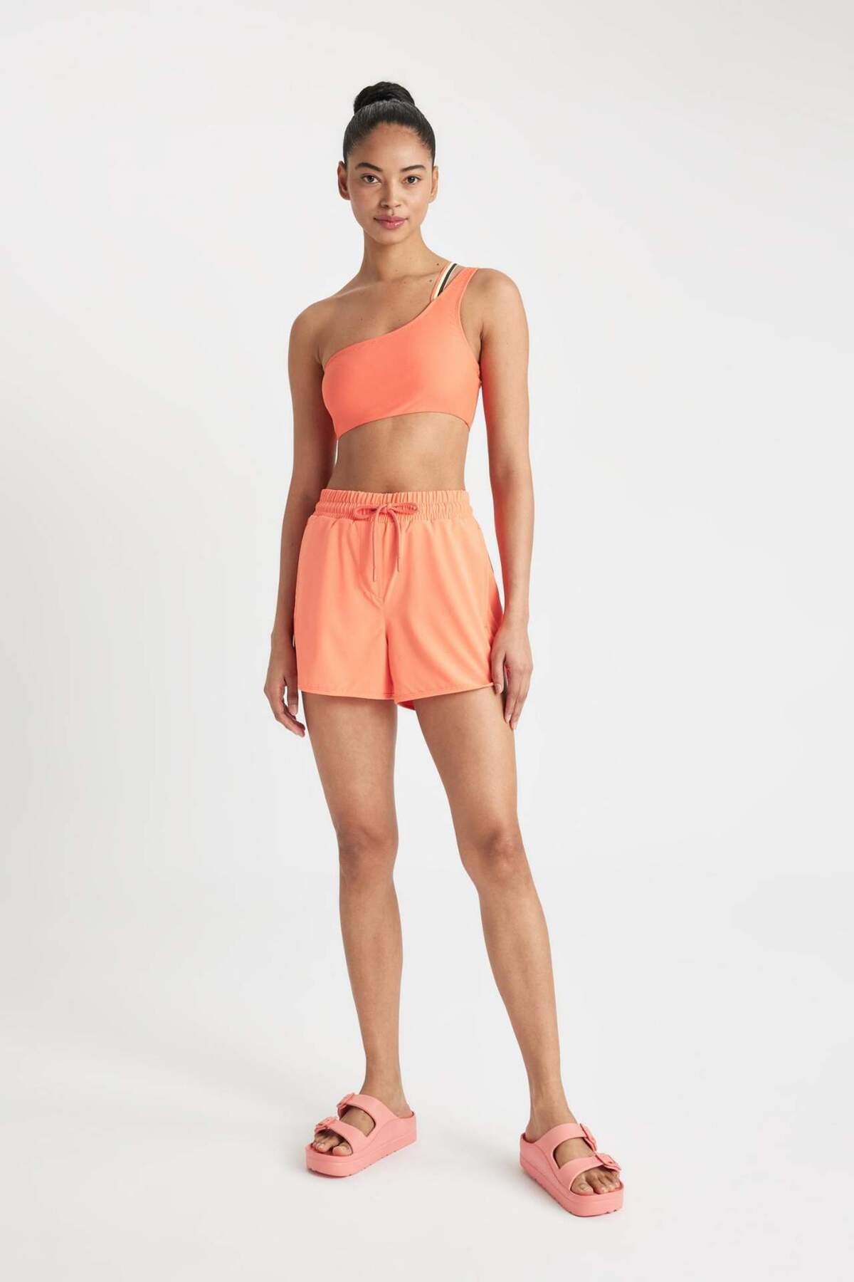 DeFacto-Spordin B6571Ax24Hs Fit Stanast İscit Eskeyi Textured Swim Shorts 4