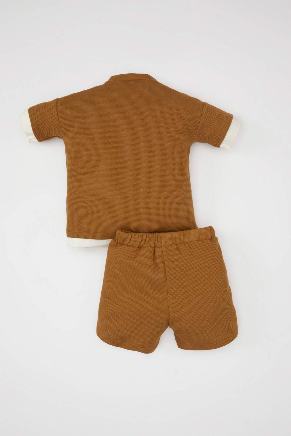DeFacto-2-teiliges Set für Babys, Jungen, Waffelmuster, kurzärmeliges T-Shirt, Shorts C6089A524SM 6