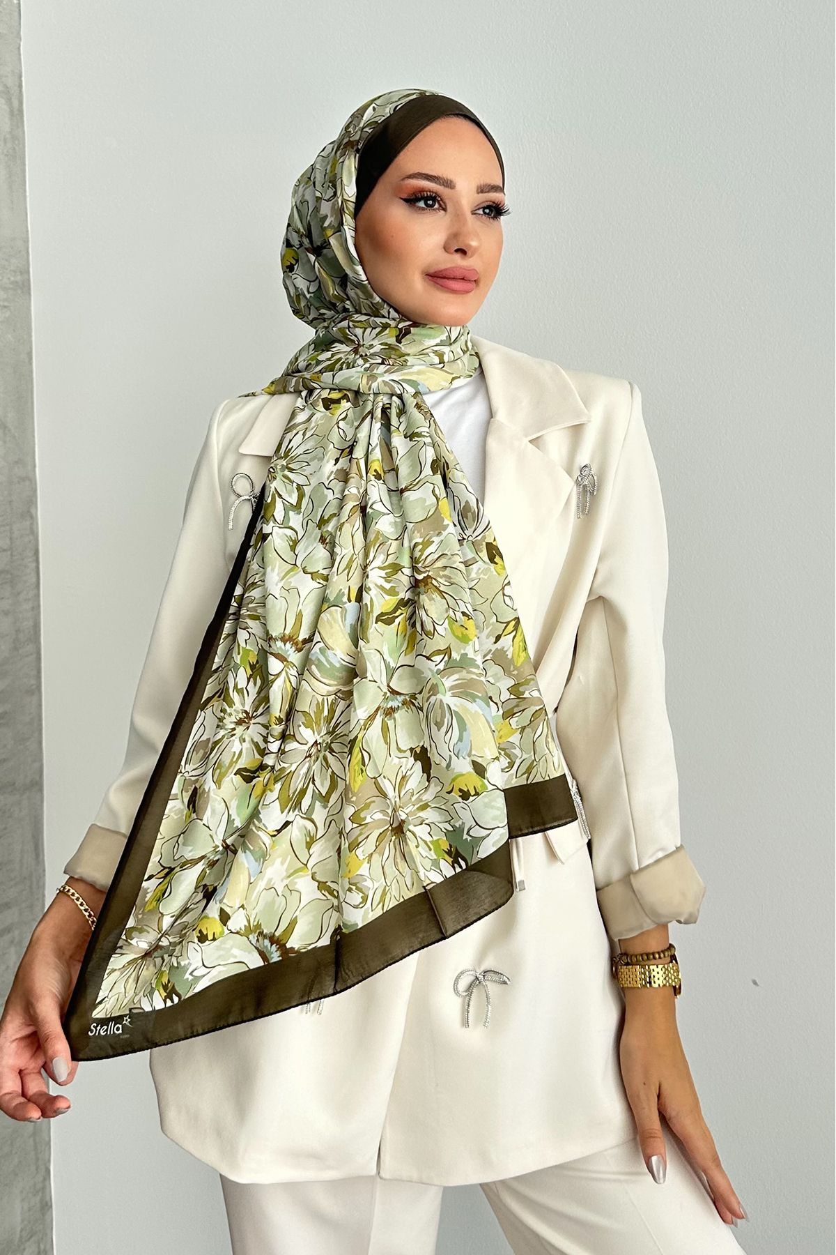 Stella Eşarp-Lotus Flower Pattern Khaki Color Soft Cotton Shawl 6