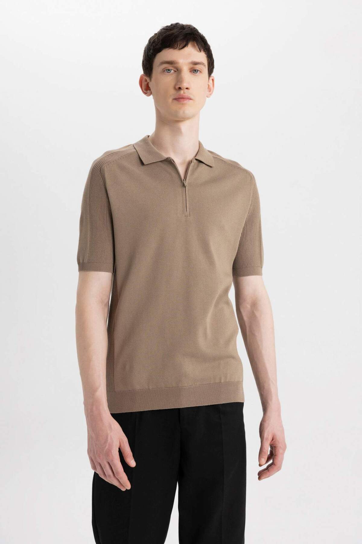 DeFacto-Slim Fit Slim Fit Polo γιακά με κοντό μανίκι Basic μονόχρωμο πλεκτό μπλουζάκι με φερμουάρ C4917AX24SM 4