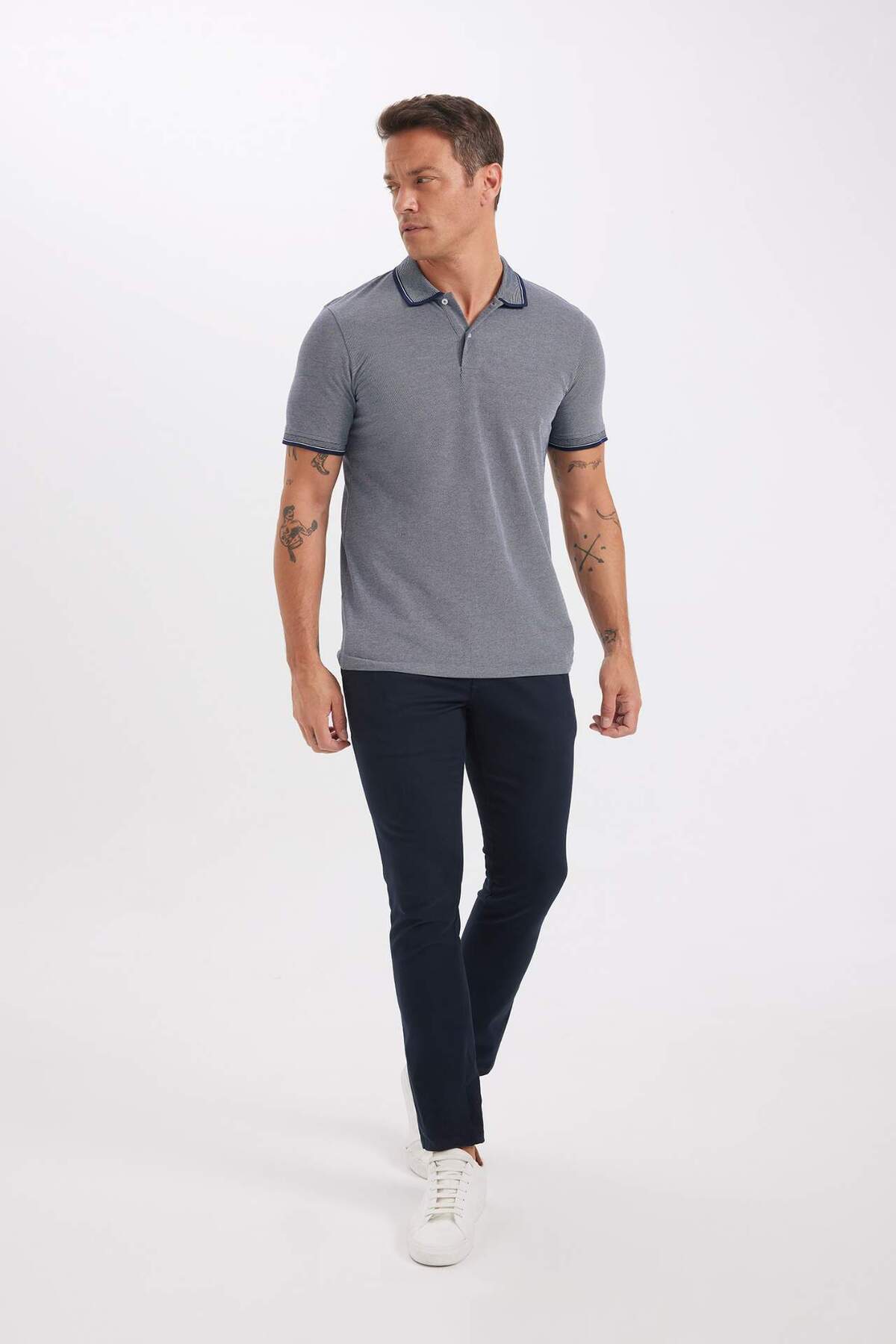 DeFacto-Slim Fit, nem hajlítható póló nyakú karszalagos pamut póló D0033axns 2
