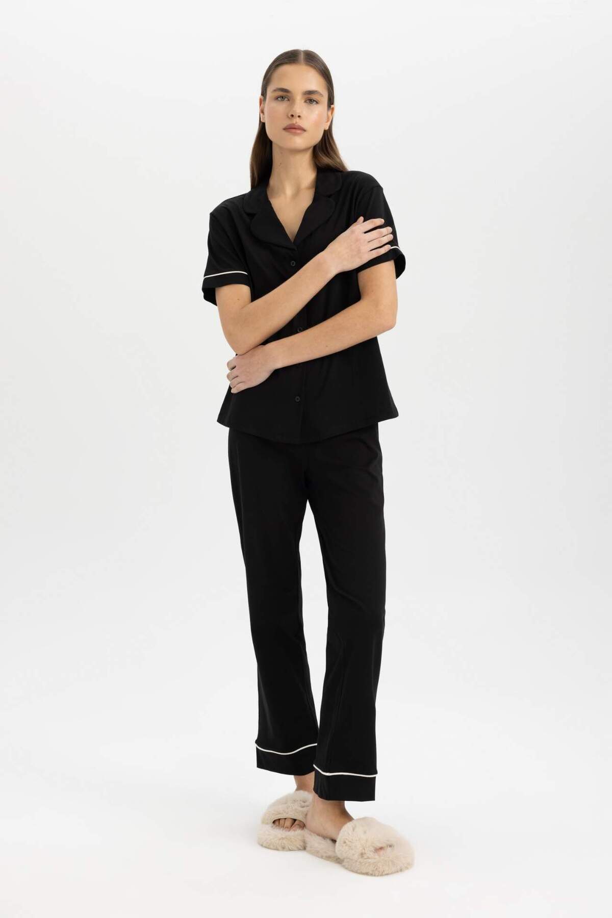 DeFacto-Pajama Sets Regular Fit Short Sleeve Top Long Bottom -Fall in Love D0917Ax24Sm 3